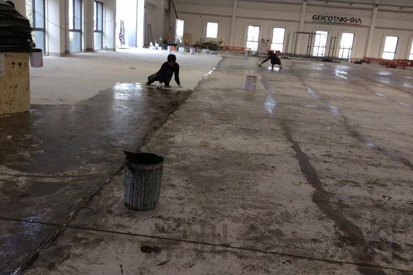 環氧樹脂地坪施工方法和注意事項