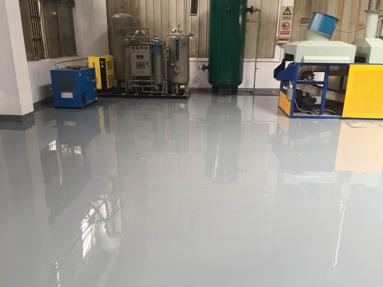 影響環氧地坪工程施工時間的因素？