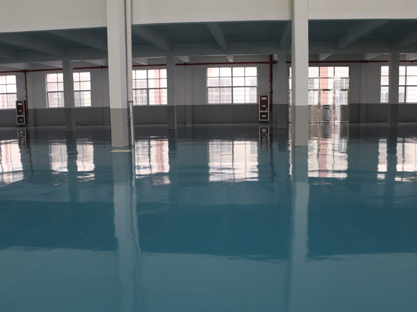 環氧地坪施工中的附著力低下原因及解決方法